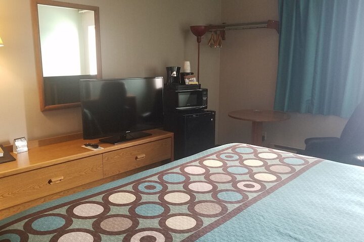 Room 13 of 31