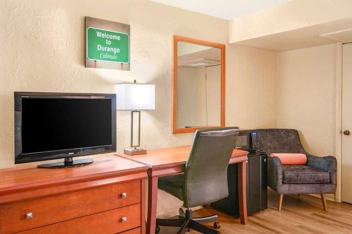 Room 17 of 26