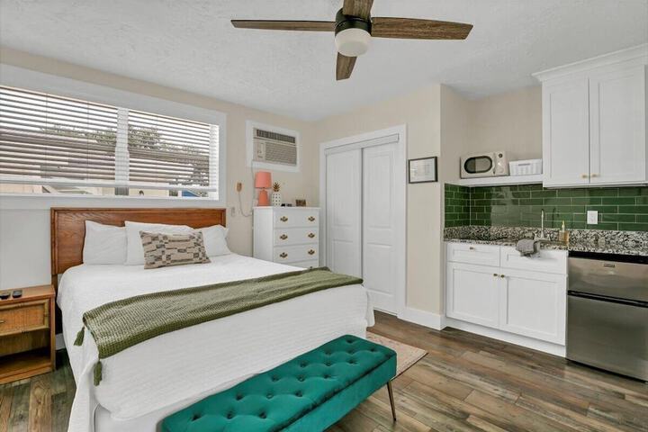 Safety Harbor Motel