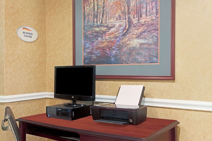 Business Center 16 of 16