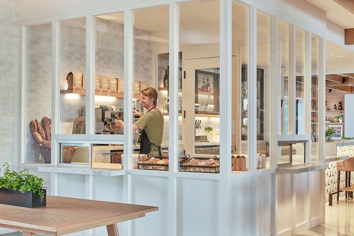 Breakfast/Coffee Service 102 of 128
