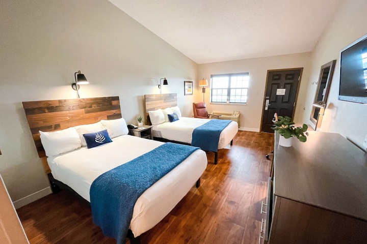 Room 34 of 63