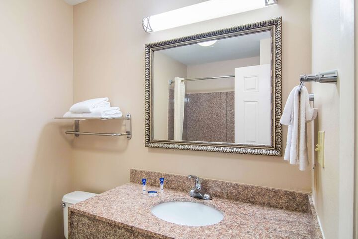 Room 7 of 29