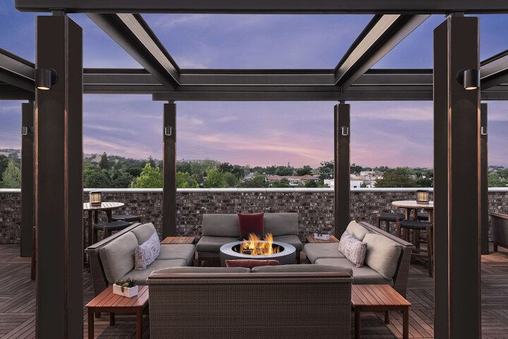 The Piccolo at Paso Robles Inn