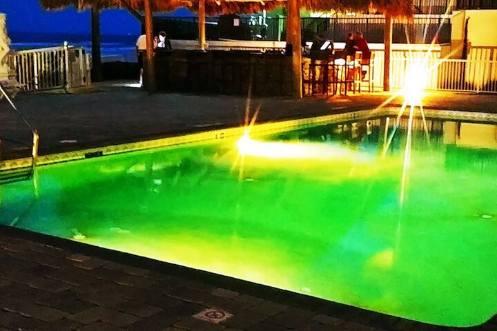 Pool 8 of 65