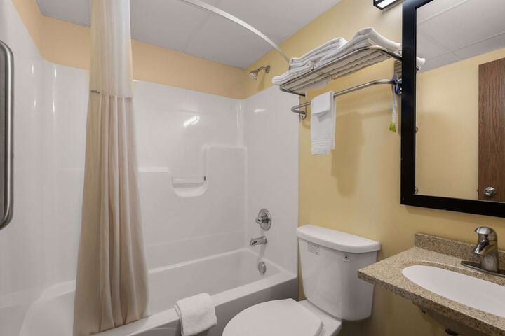 Room 20 of 54