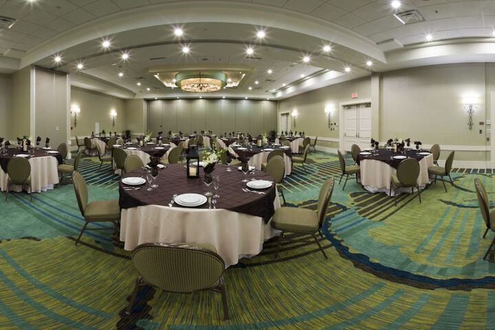 Ballroom/Hall 101 of 104
