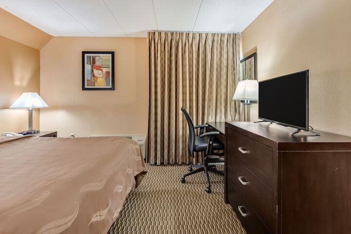 Room 20 of 37