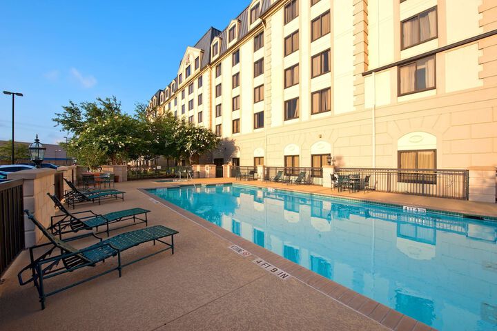 Pool 4 of 34