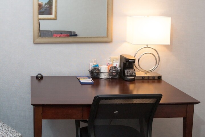 Room 50 of 74