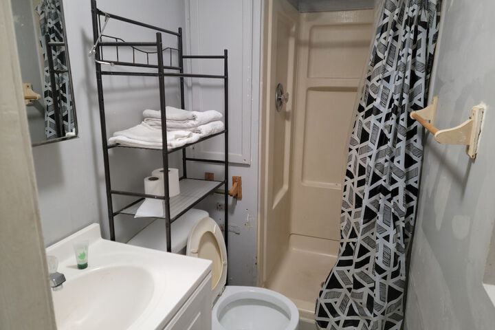 Room 12 of 17