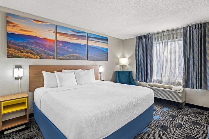 Days Inn by Wyndham Chattanooga / Hamilton Place