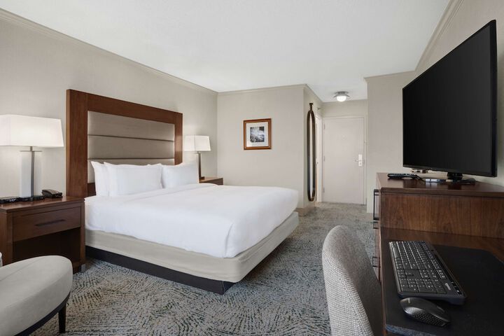 Room 72 of 131