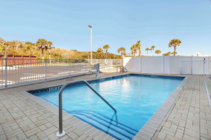 Pool 7 of 54