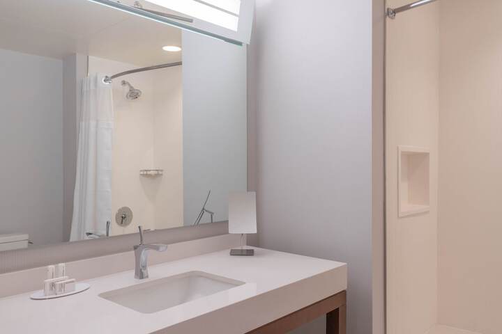 Courtyard by Marriott Thousand Oaks Agoura Hills