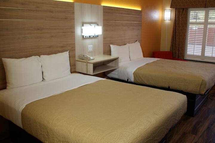 Room 37 of 41