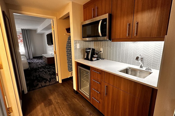 Room 52 of 58