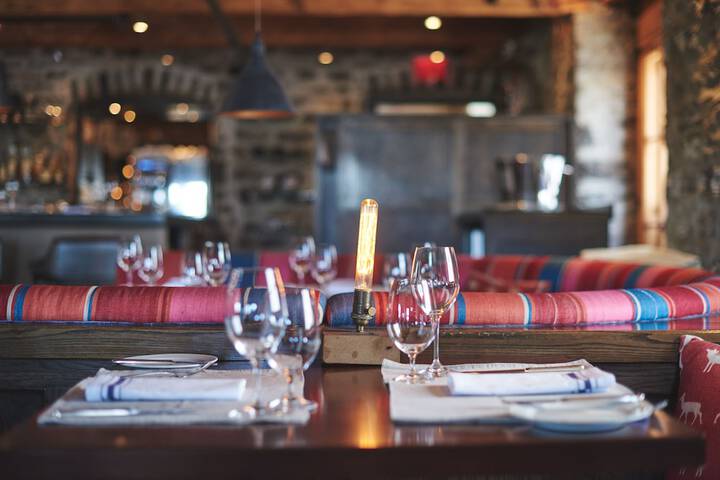Dining 112 of 149