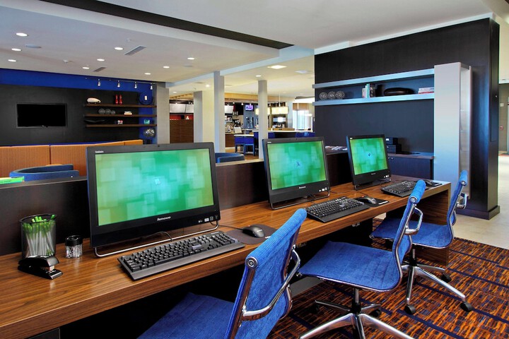 Courtyard by Marriott Victoria