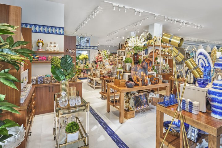 Gift Shop 109 of 121