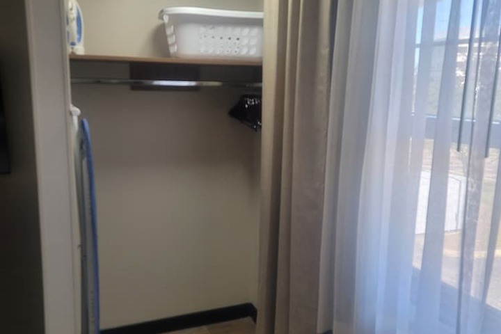 Room 41 of 48