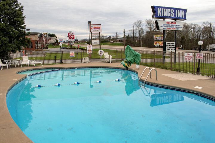 Pool 3 of 10