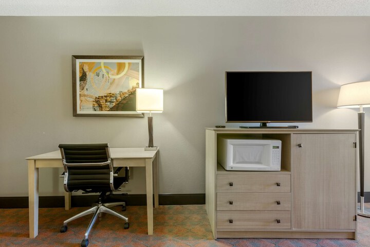 Best Western Pecos Inn
