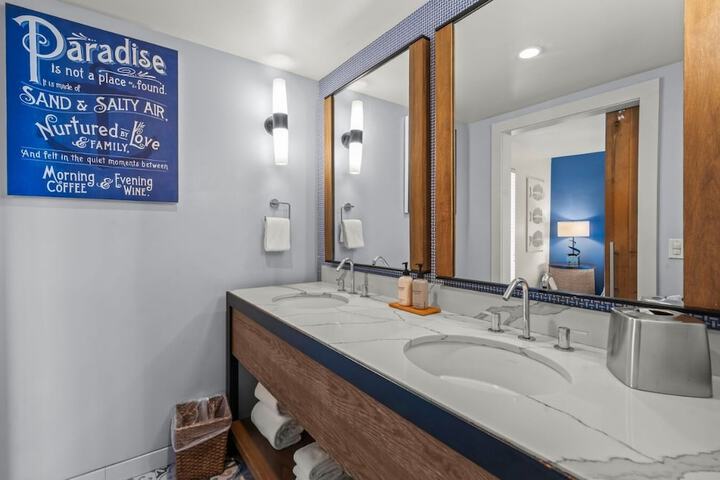 Paradise Point Resort & Spa