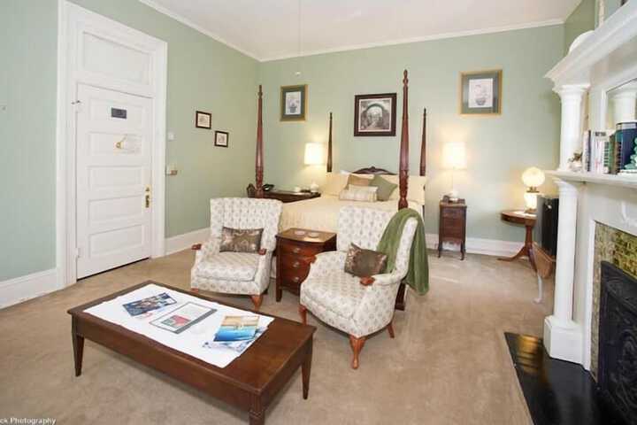 Room 38 of 54