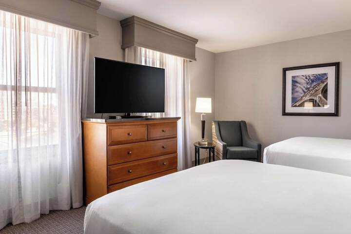 Room 42 of 120