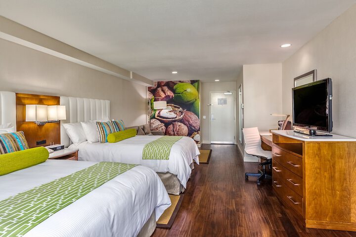 Room 33 of 58