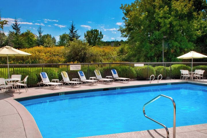 Pool 2 of 33