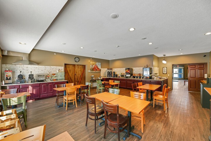 Country Inn Walker