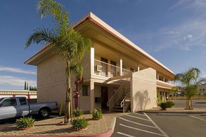 Hotel 5 of 29