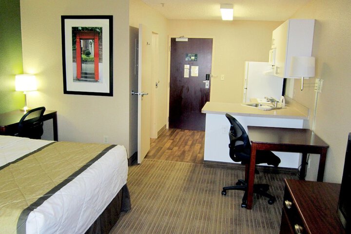 Studio 6 Suites Seattle Kent WA