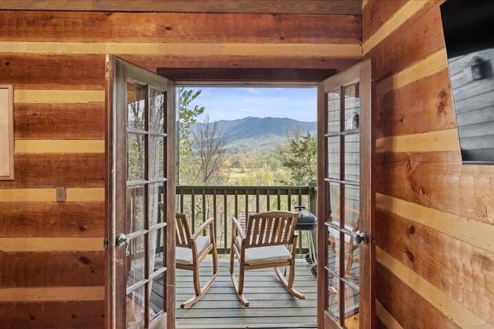 Laurel Valley Mountain Retreat