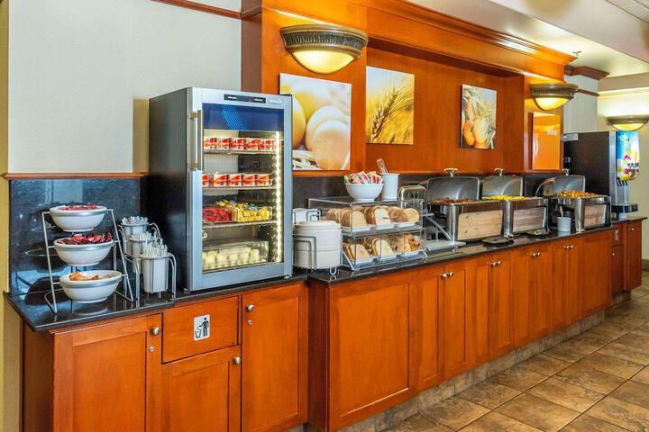 Breakfast/Coffee Service 49 of 54