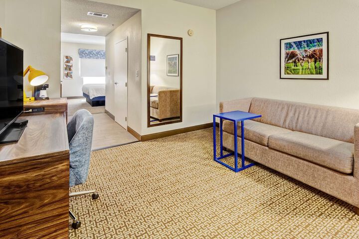 Room 12 of 29