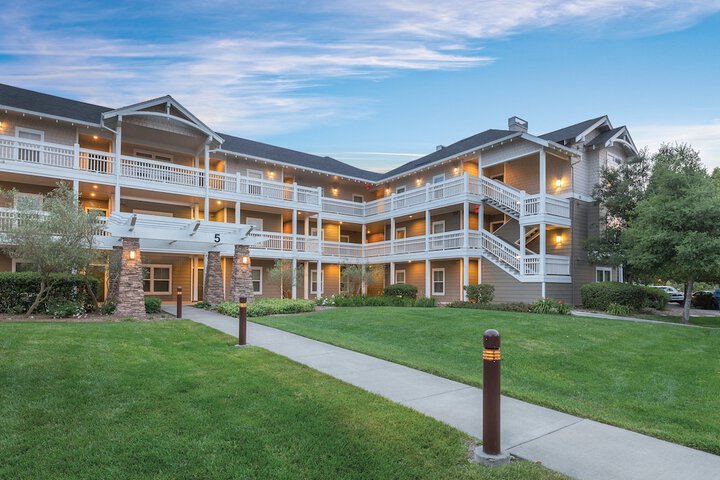 Hotel 4 of 34