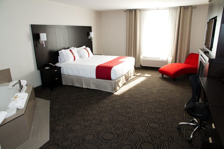 Room 48 of 75