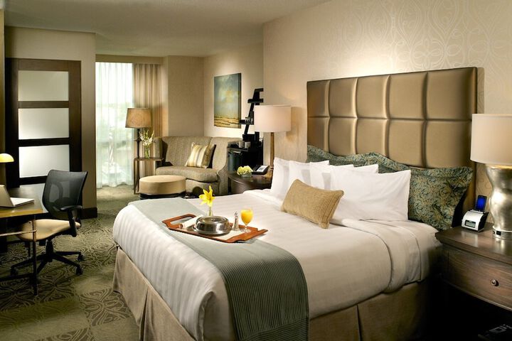 Room 44 of 104