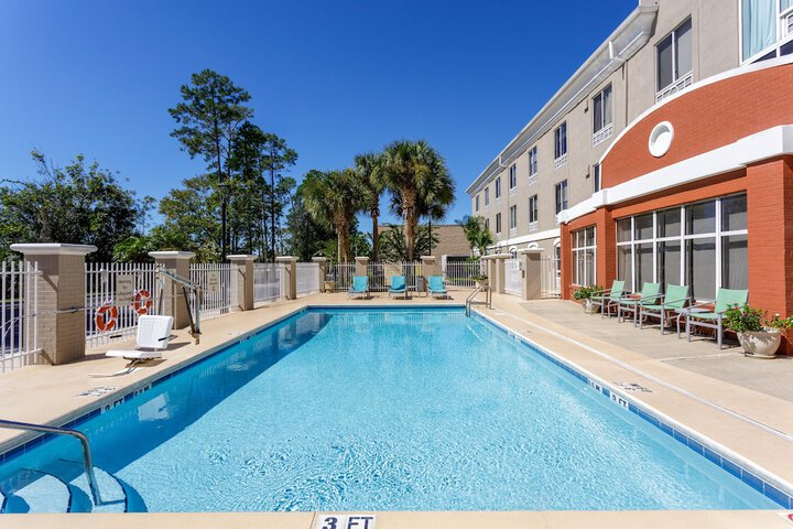 Pool 11 of 74