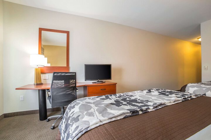 Room 18 of 33