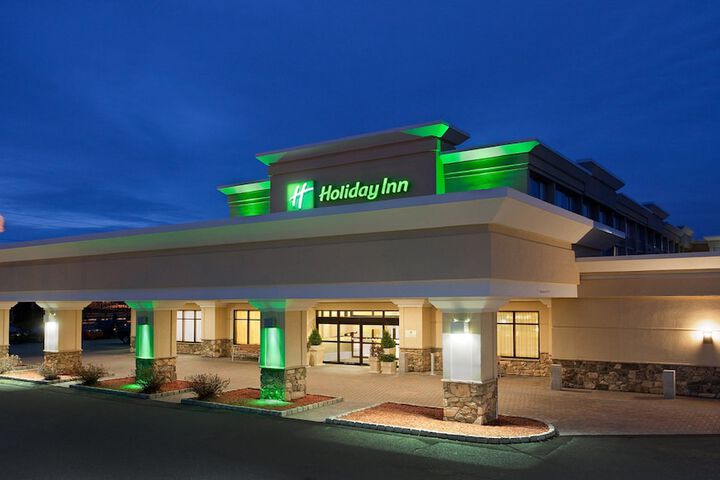 Holiday Inn & Suites Marlborough by IHG