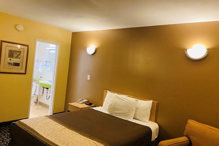 Room 43 of 43