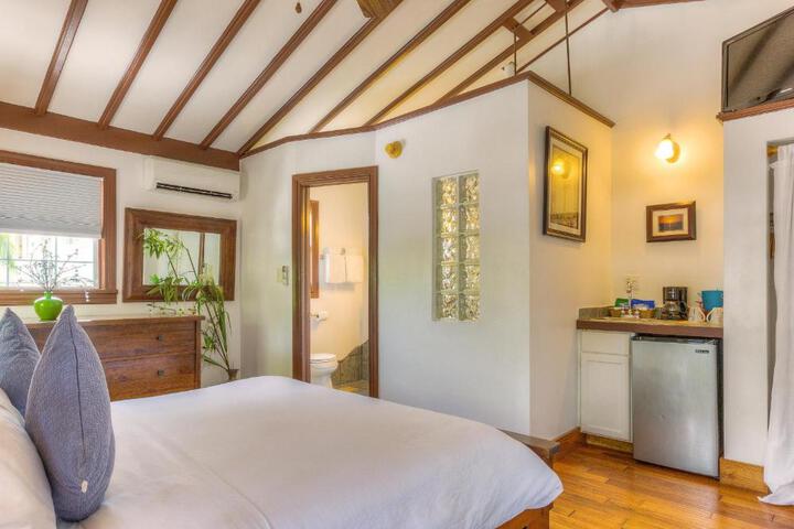 Key West Harbor Inn - Adults Only