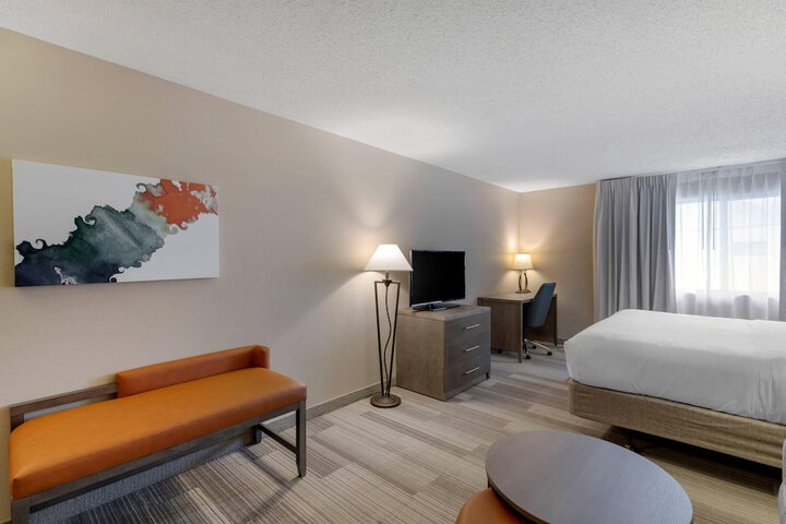 Comfort Inn & Suites Boulder