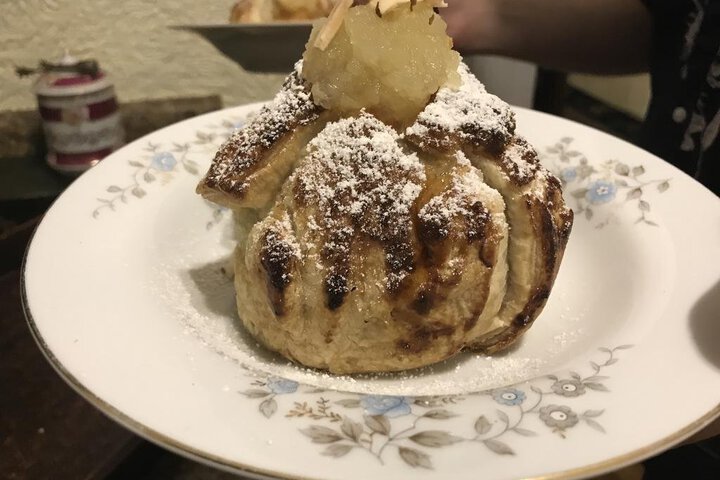 MELANGE BED AND BREAKFAST