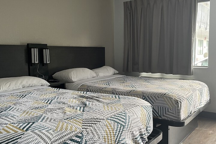 Room 21 of 55