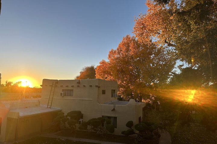 El Pueblo Lodge